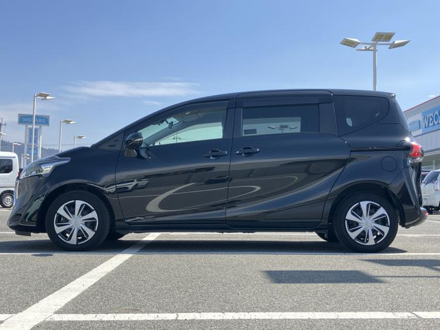 シエンタハイブリッド 1.5 G クエロ