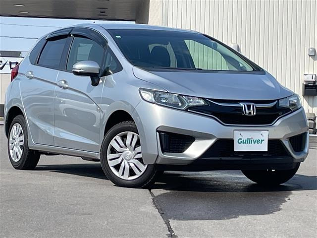 フィット1.3 13G Fパッケージ 4WD