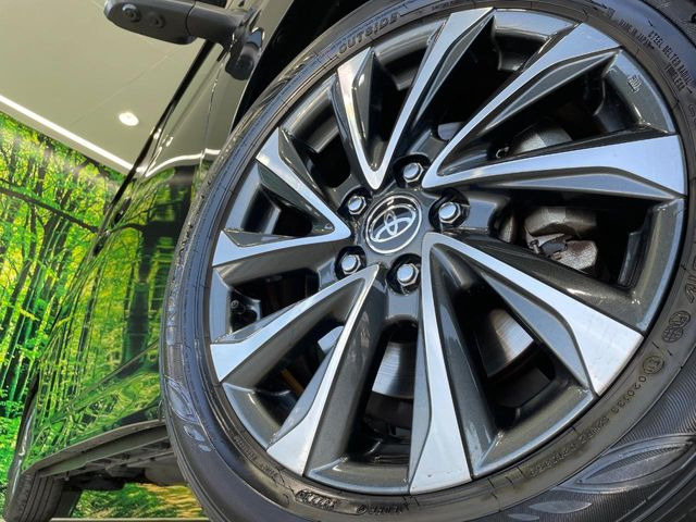 �y����17�C���`�A���~�z�C�[���z�O�ςɃ}�b�`���������A���~�z�C�[���𑕒����Ă���܂��B�e��ЊO�A���~�z�C�[����A�X�^�b�h���X�^�C�����戵�����Ă���܂��B���񂲑��k����������