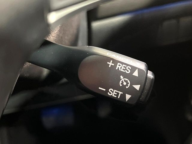 �y�N���[�Y�R���g���[���z�������H�����N���N���s�B�A�N�Z���𗣂��Ă���葬�x�ő��s���ł��A�������^�]���̕��S���y��!�����E�������ȒP�ȃX�C�b�`����Œ����ł��܂��B