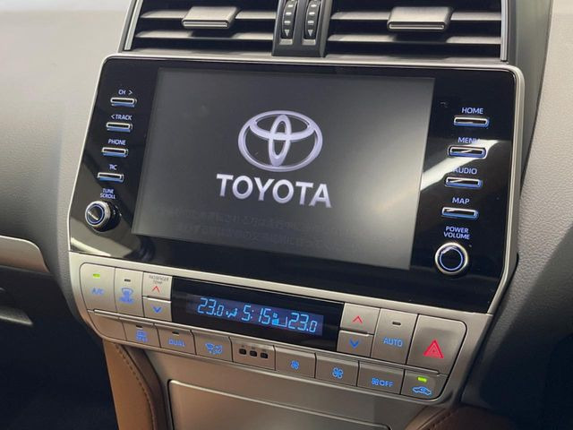 【9インチ ディスプレイオーディオ】大画面ディスプレイへお持ちのスマートフォンと連携して、ナビやbluetoothでの音楽再生が可能です♪デザインはもちろん操作性も良好!別途ナビ機能の取付可能です♪