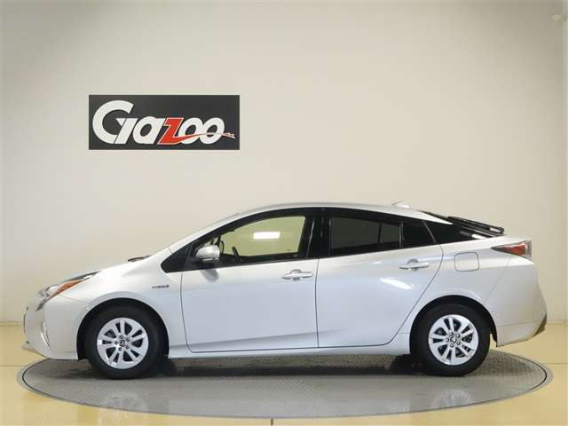 プリウス1.8 S セーフティ プラス