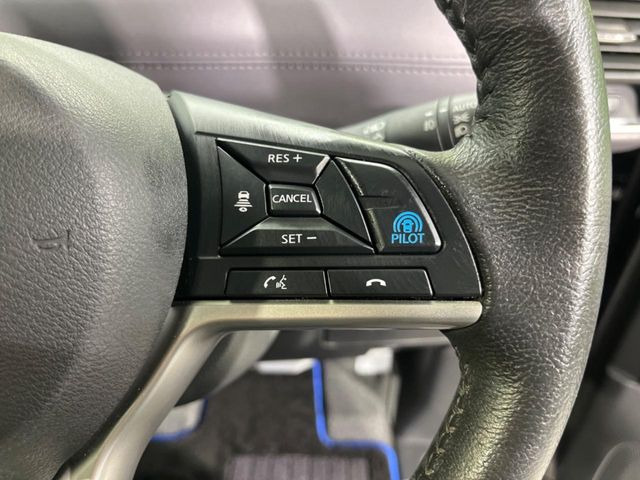 �y�v���p�C���b�g�z�������H�ł̒��������s���y��!!�a�؎��Ə��񑖍s�̃V�[���ŁA�A�N�Z���E�u���[�L�E�X�e�A�����O�������Ő��䂵�A�������^�]�̕��S���y�����Ă���܂���