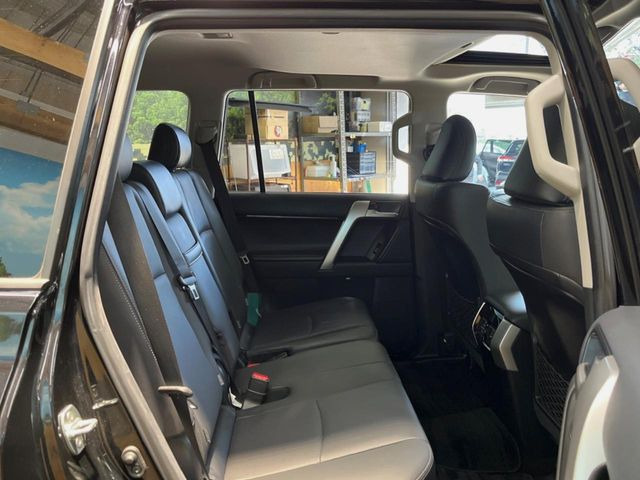 �㕔���Ȃ��C�ɂȂ�悤�ȃL�Y�E�����ւ��蓙�A�傫�ȃ_���[�W�͂Ȃ��A�ǍD�ȏ�Ԃł��B