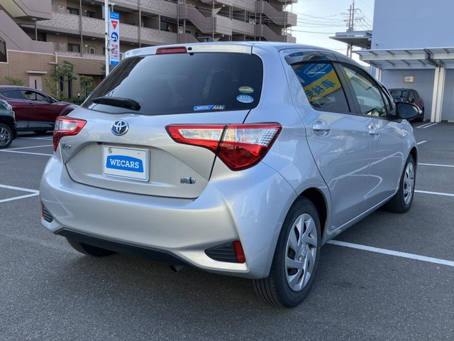 ヴィッツ1.5 ハイブリッド F