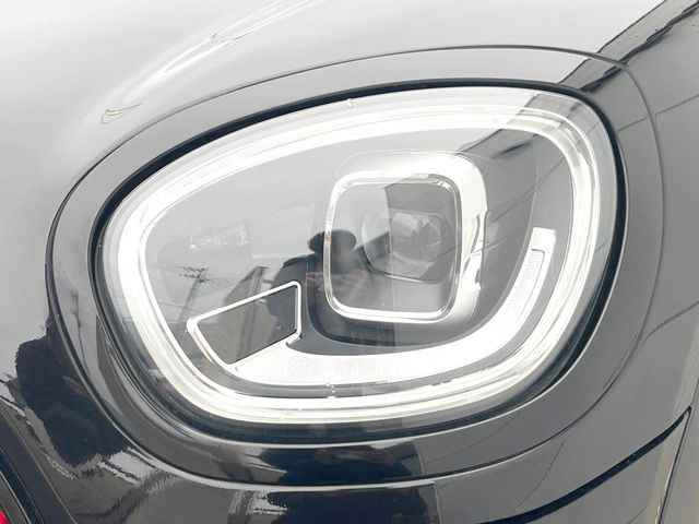 ��LED�w�b�h���C�g:��ԑ��s�����ǍD�Ȏ��E���m�ۂ����S���ĉ^�]�ł��鍂�P�xLED�w�b�h���C�g�𑕔�!�_�����x�������A����d�͂��}�����Ă��܂��B