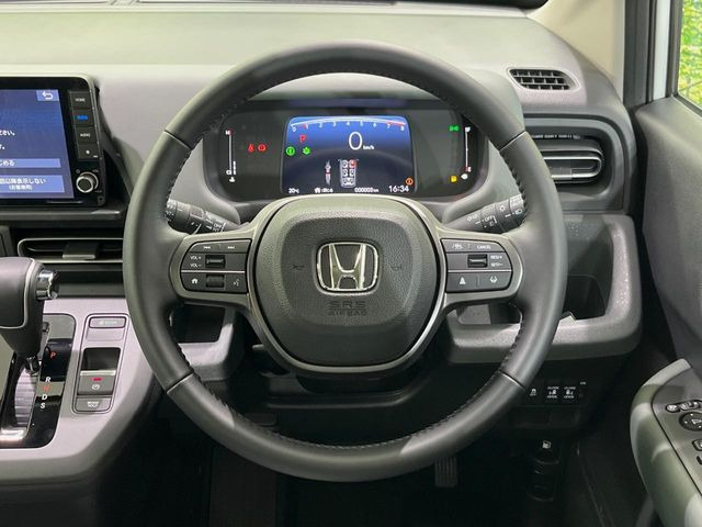 �y�����v�����X�e�A�����O�z�㎿�Ȋv���g�p���邱�ƂŁA��ɂ����������݂ƂĂ��^�]���₷���n���h���ł���