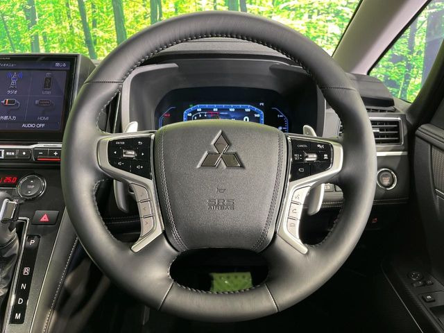 �y�����v�����X�e�A�����O�z�㎿�Ȋv���g�p���邱�ƂŁA��ɂ����������݂ƂĂ��^�]���₷���n���h���ł���