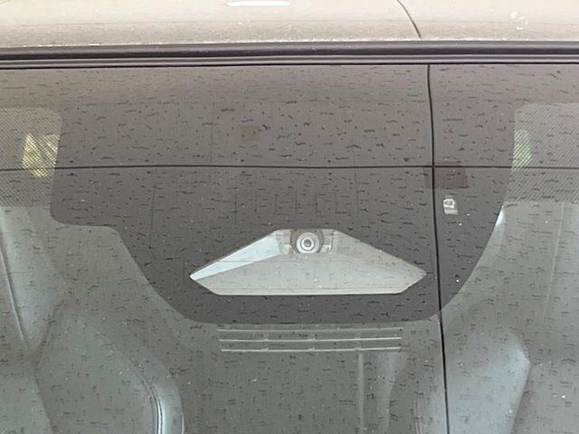 �y�v���N���b�V���Z�[�t�e�B�z�O���̎ԗ��������m���A�Փ˂������Ȏ��͌x��Œ��ӂ𑣂��A�u���[�L�𓥂ޗ͂��T�|�[�g�B�u���[�L�𓥂߂Ȃ������ꍇ�͏Փ˔�Q�y���u���[�L���쓮�A�Փˉ�����T�|�[�g���܂��B