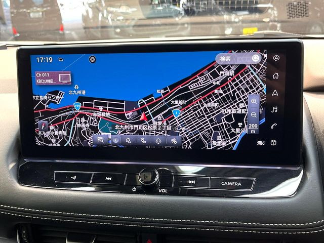 �y����12�^�i�r�z�l�C�̏����i�r�𑕔����Ă���܂��B�i�r�̎g���₷���͂������A�I�[�f�B�I�@�\���[��!�L�����v�◷�s�͂������A�ʋ΂┃�����ȂǕ��i�̃h���C�u���y�����Ȃ�͂���