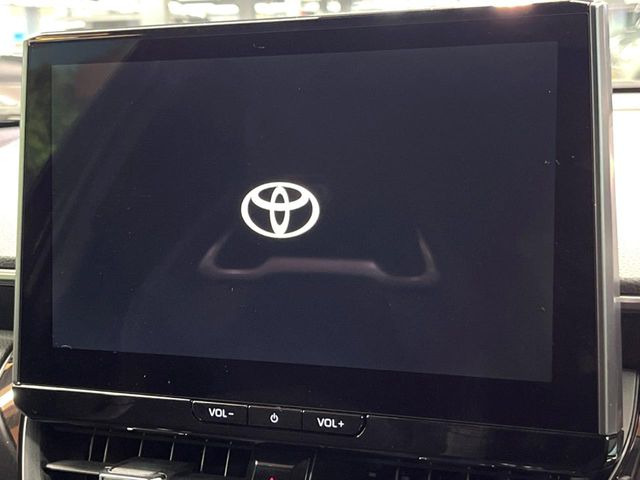 �y10.5�C���`�i�r�z�������ƃC���p�N�g�̂�����ʃi�r�𑕔��B�e��I�[�f�B�I����͂������A�X�}�z�A�g���ł��闘�֐��̍����i�r�ł���