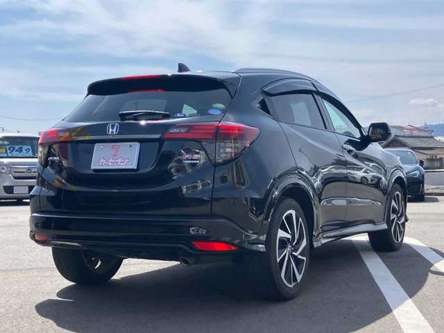 ヴェゼル1.5 ハイブリッド RS ホンダセンシング