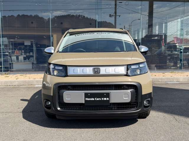 フリード1.5 e:HEV クロスター