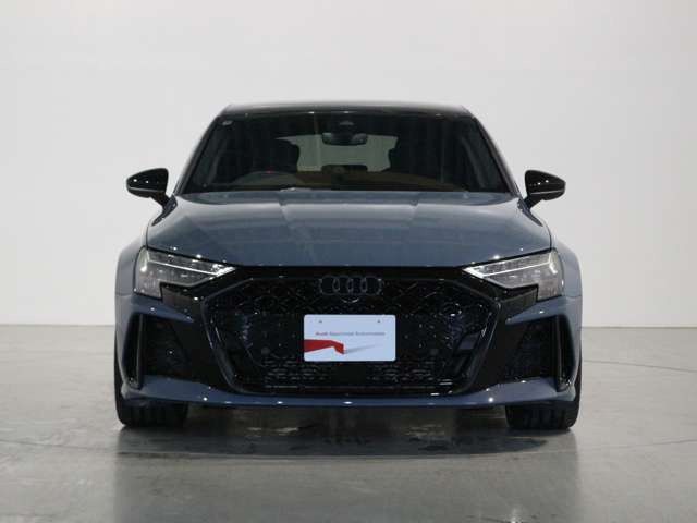 RS3スポーツバック2.5 4WD