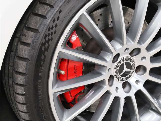 SLCクラス180 スポーツ レッドアートエディション