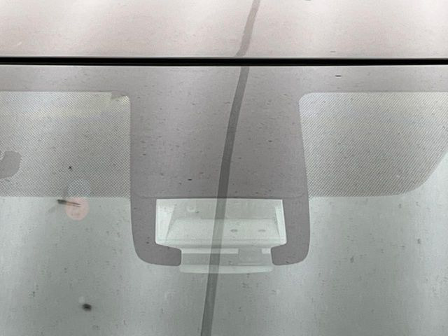 �y�g���^�Z�[�t�e�B�Z���X�z���s���ɑO���̎ԗ�����F�����A�Փ˂������Ȏ��͌x��ƃu���[�L�ŏՓˉ���Ɣ�Q�y�����A�V�X�g�B�����S�Ƀh���C�u�����y���݂��������܂��B