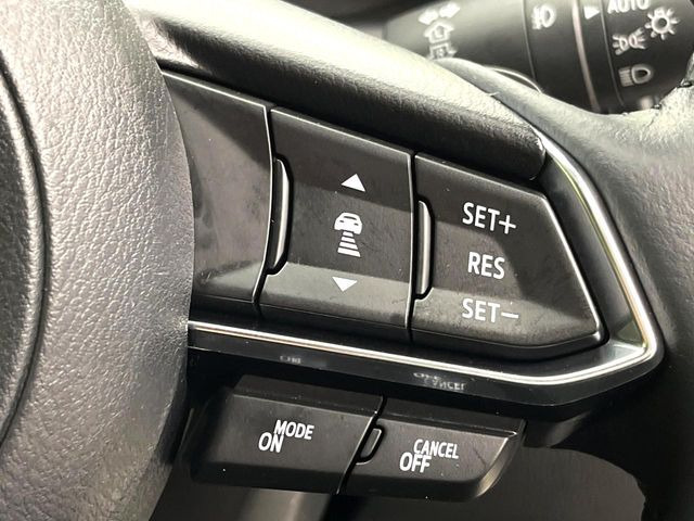 【マツダ・レーダークルーズコントロール】高速道路での長距離走行が楽に!自動で速度を保つクルーズコントロールが、衝突軽減システムと連携し、前方の車両を感知して車間を保つように速度調節してくれます!!