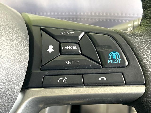 �y�v���p�C���b�g�z�������H�ł̒��������s���y��!!�a�؎��Ə��񑖍s�̃V�[���ŁA�A�N�Z���E�u���[�L�E�X�e�A�����O�������Ő��䂵�A�������^�]�̕��S���y�����Ă���܂���