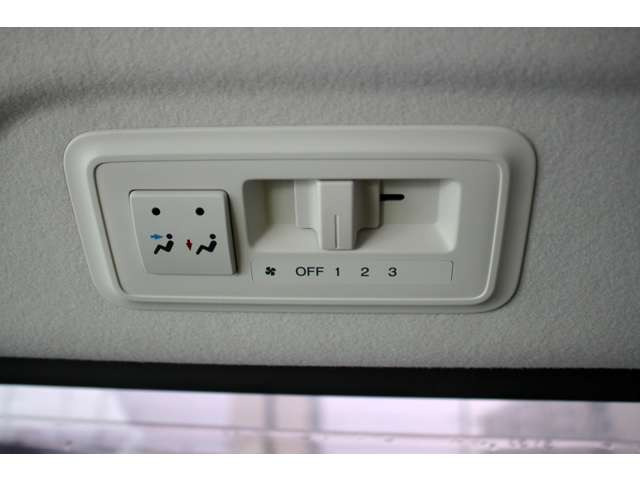 ���A�G�A�R��