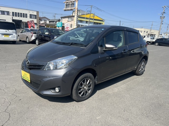 ヴィッツ1.3 F 4WD