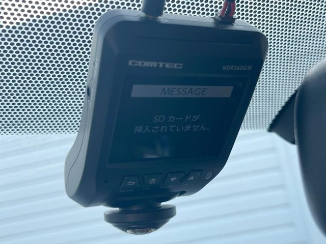 �y�h���C�u���R�[�_�[�z�h���C�u���R�[�_�[����!���s���͂������A������^�]�⎖�̂ɑ��������ہA�f���ŋL�^���A����̃��X�N�ɔ����܂��B���L�^�pSD�J�[�h�͂��q�l�����g�ł��������������K�v������܂��B