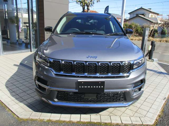 コマンダー2.0 リミテッド ディーゼル 4WD