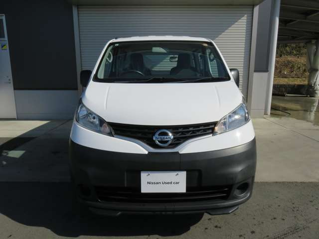 NV200バネットバン1.6 DX 4WD