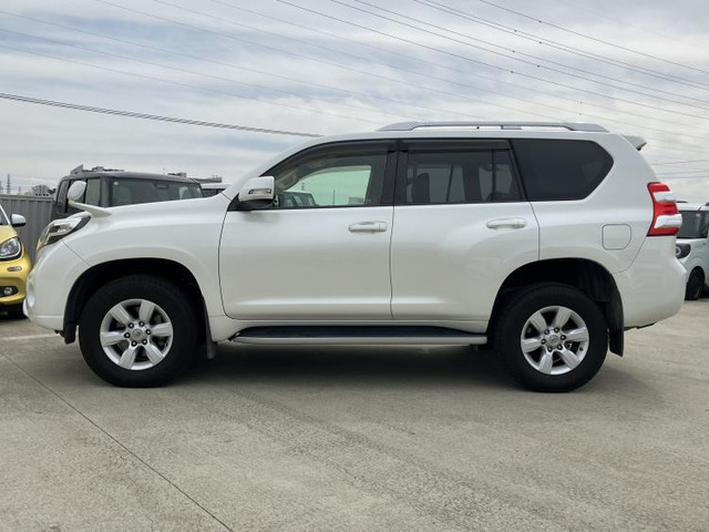 ランドクルーザープラド2.8 TX ディーゼル 4WD