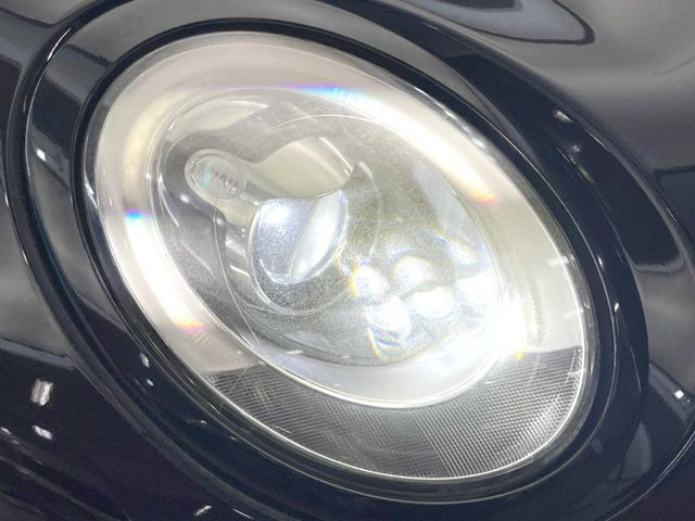 ��LED�w�b�h���C�g:��ԑ��s�����ǍD�Ȏ��E���m�ۂ����S���ĉ^�]�ł��鍂�P�xLED�w�b�h���C�g�𑕔�!�_�����x�������A����d�͂��}�����Ă��܂��B