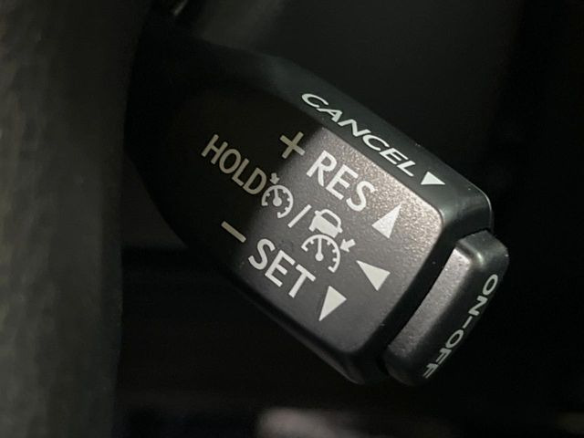 �y���[�_�[�N���[�Y�R���g���[���z�������H�ł̒��������s���y��!!�����ő��x��ۂN���[�Y�R���g���[�����A�Փˌy���V�X�e���ƘA�g���A�O���̎ԗ������m���ĎԊԂ�ۂ悤�ɑ��x���߂��Ă���܂�!!