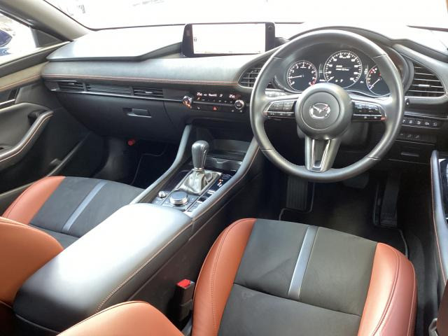 MAZDA3ファストバック1.5 15S レトロスポーツエディション