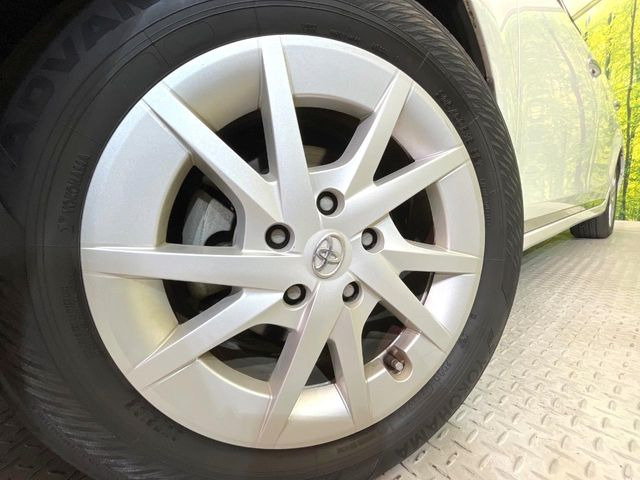 �y����16�C���`�A���~�z�C�[���z�O�ςɃ}�b�`���������A���~�z�C�[���𑕒����Ă���܂��B�e��ЊO�A���~�z�C�[����A�X�^�b�h���X�^�C�����戵�����Ă���܂��B���񂲑��k����������