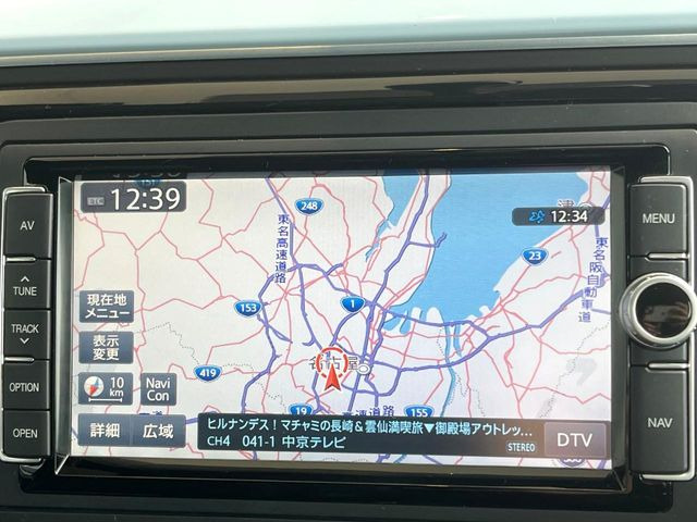 �������i�r:��̊��̂���i�r�́A����������ԓ������o���Ă���܂��BBluetooth�Đ��ȂǃI�[�f�B�I�@�\���[�����Ă���܂��̂ŁA�^�]�����y���߂܂���