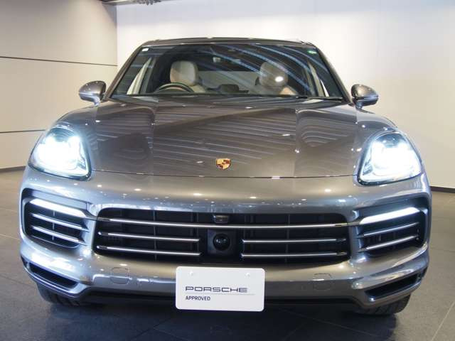 カイエンE ハイブリッド ティプトロニックS 4WD