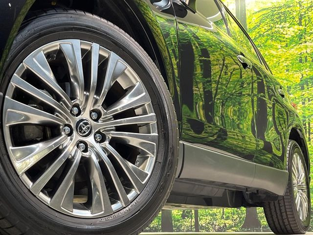 �y����19�C���`�A���~�z�C�[���z�O�ςɃ}�b�`���������A���~�z�C�[���𑕒����Ă���܂��B�e��ЊO�A���~�z�C�[����A�X�^�b�h���X�^�C�����戵�����Ă���܂��B���񂲑��k����������