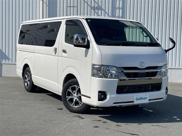 ハイエースバン