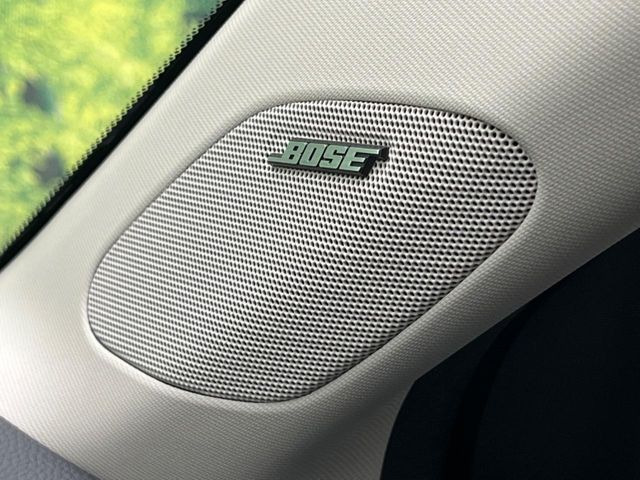 �yBOSE�T�E���h�V�X�e���t�������i�r�z�[���̃i�r�@�\�͂������A���x�ȃ`���[�j���O�\�͂����ڂ���Ă���A�������ȉ��y�����y���݂��������܂���