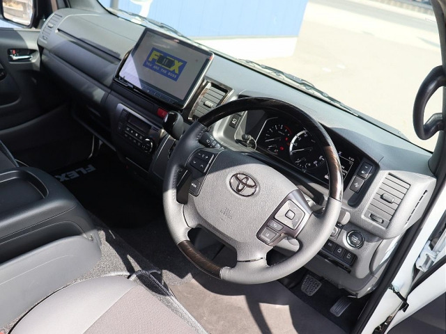 ハイエースバン2.8 スーパーGL ダークプライムII ロング ディーゼル 4WD