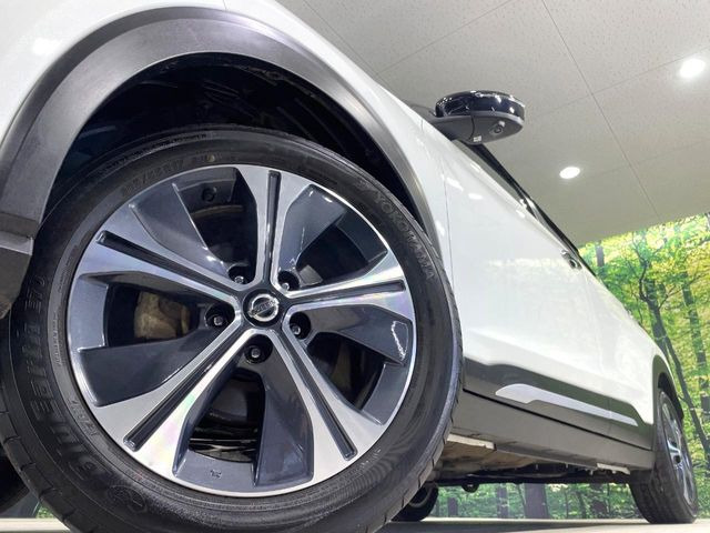 �y����17�C���`�A���~�z�C�[���z�O�ςɃ}�b�`���������A���~�z�C�[���𑕒����Ă���܂��B�e��ЊO�A���~�z�C�[����A�X�^�b�h���X�^�C�����戵�����Ă���܂��B���񂲑��k����������