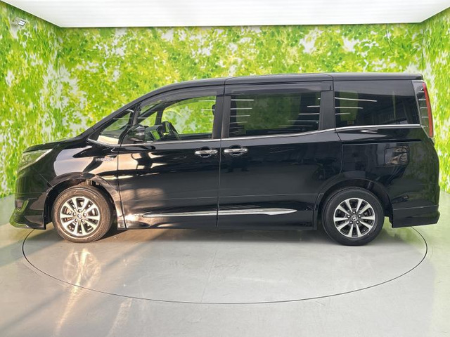 エスクァイアハイブリッド1.8 Gi プレミアムパッケージ ブラックテイラード