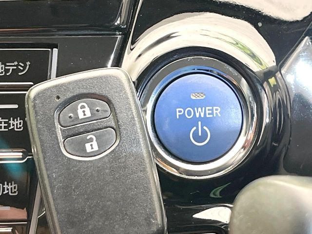 �y�X�}�[�g�L�[�z�J�o����|�P�b�g�ɓ��ꂽ�܂܂ł��h�A�̎{���E�������\�ȃX�}�[�g�L�[�𑕔��B�G���W���̃I���E�I�t�����J�M�����o���K�v����������Ƃ��Ă��֗��ł���