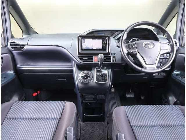 ヴォクシー2.0 ZS 煌