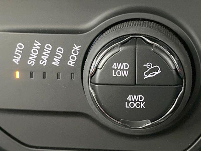 �����s���[�h�Z���N�^:���ꂼ��g�p�p�r�ɍ��킹�����s���[�h���I���\�ł�!�����̃h���C�u�����y�����Ȃ鑕���ł�!