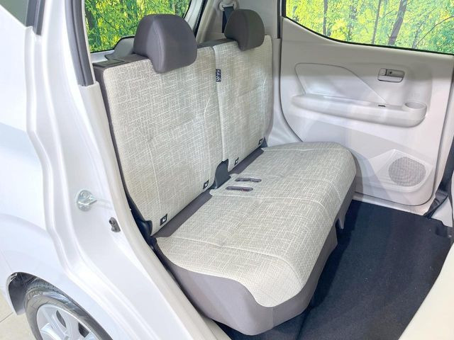 ���i���ȃI���W�i���t���A�}�b�g���I�v�V�����ɂĂ��p�ӂ��Ă���܂��B���D���ȃf�U�C����J���[�����Ԃɍ��킹�đI��ł����������Ƃ��ł��܂���