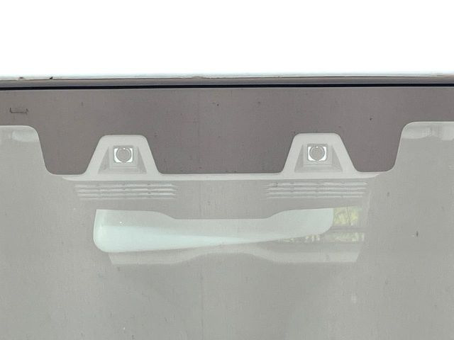 �y�X�Y�L �Z�[�t�e�B�T�|�[�g�z���s���ɑO���̎ԗ�����F�����A�Փ˂������Ȏ��͌x��ƃu���[�L�ŏՓˉ���Ɣ�Q�y�����A�V�X�g�B�����S�Ƀh���C�u�����y���݂��������܂��B