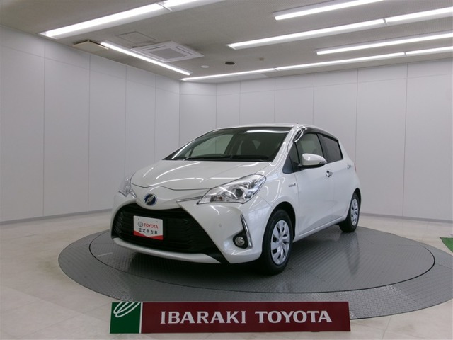 ヴィッツ1.5 ハイブリッド F セーフティ エディションIII