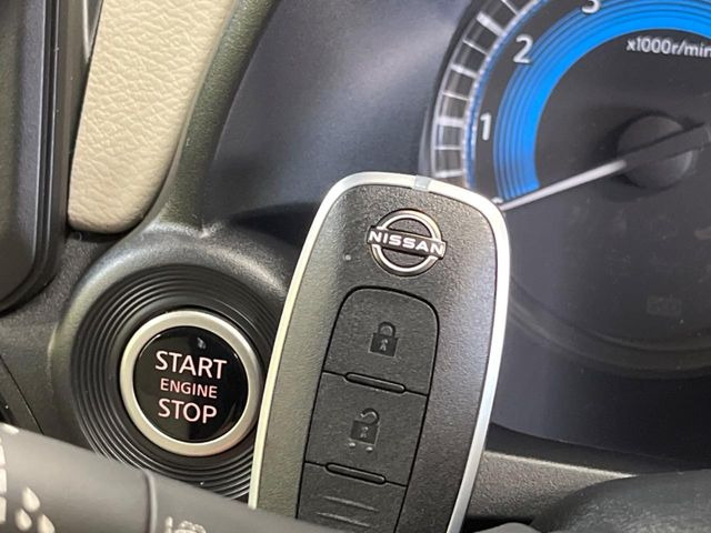 �y�C���e���W�F���g�L�[�z�J�o����|�P�b�g�ɓ��ꂽ�܂܂ł��h�A�̎{���E�������\�ȃX�}�[�g�L�[�𑕔��B�G���W���̃I���E�I�t�����J�M�����o���K�v����������Ƃ��Ă��֗��ł���