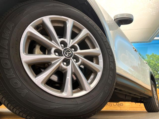 �y����17�C���`�A���~�z�C�[���z�O�ςɃ}�b�`���������A���~�z�C�[���𑕒����Ă���܂��B�e��ЊO�A���~�z�C�[����A�X�^�b�h���X�^�C�����戵�����Ă���܂��B���񂲑��k����������