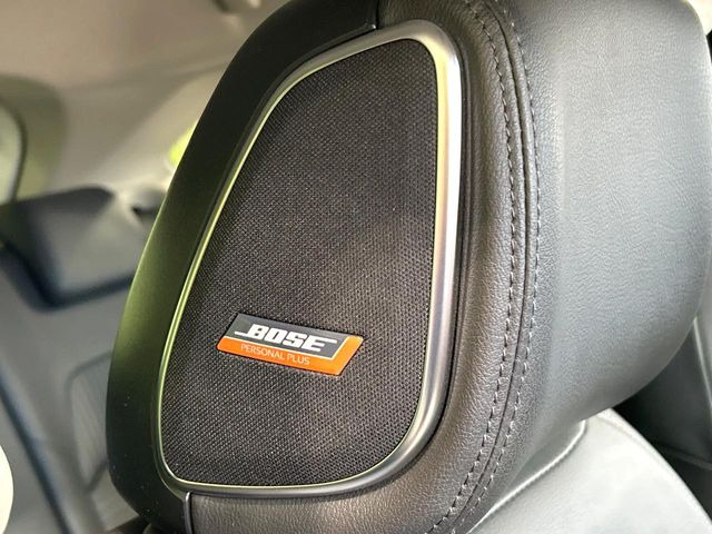 �yBOSE�T�E���h�V�X�e���z���[�J�[�I�v�V�����̍��i�ʃT�E���h�V�X�e���𓋍ځB��p�̃`���[�j���O���{���ꂽ�召�l�X�ȃX�s�[�J�[����ǎ��ȃT�E���h���t�ł��A�Տꊴ���ӂ�鉹����Ԃ����o���܂��B