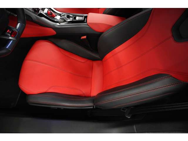 �����݂Ȃǂ��ڗ����₷�����F�ł����A�� ����Y��ȏ�Ԃ�ۂ��Ă܂��B���Ђ̃N���[�j���O�H��ɂăV�[�g�R�[�e�B���O�̎{�H�Ȃǂ�����܂��̂ł��C�y�ɂ����k���������B